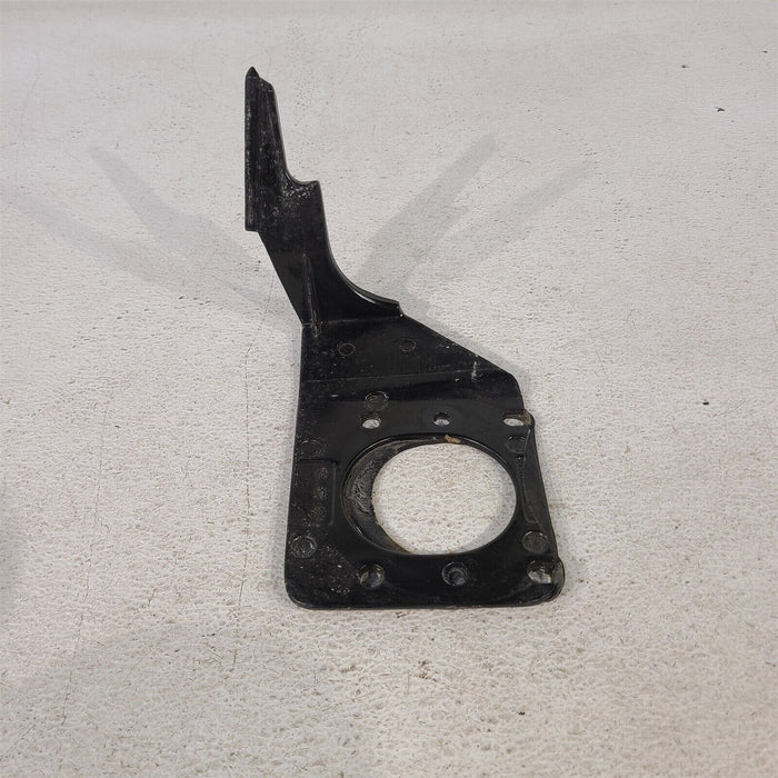 90-96 Corvette C4 Ecm Pcm Computer Mounting Bracket 10143544 M96751