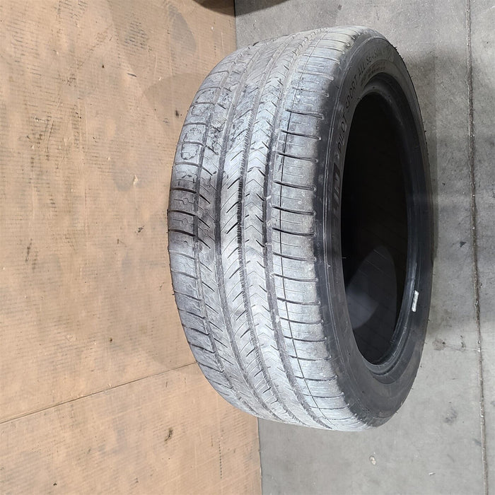 97-04 Corvette C5 (2) Michelin Pilot Sport A/S 245/45ZR17 Aa7262