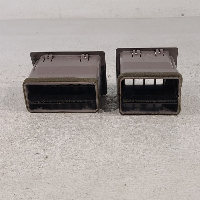 87-93 Mustang Dash Vents Lh Rh Pair Aa7260