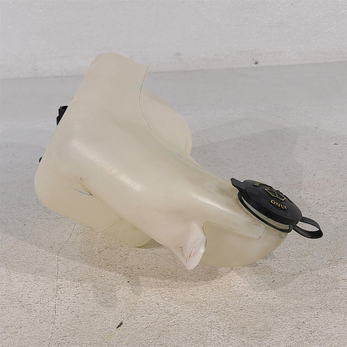 99-04 Mustang GT Cobra V6 Windshield Washer Bottle W/ Pump Aa7237