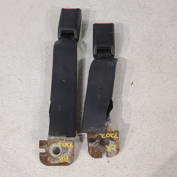 94-98 Mustang Rear Seat Belt Buckles Latches Pair AA7202