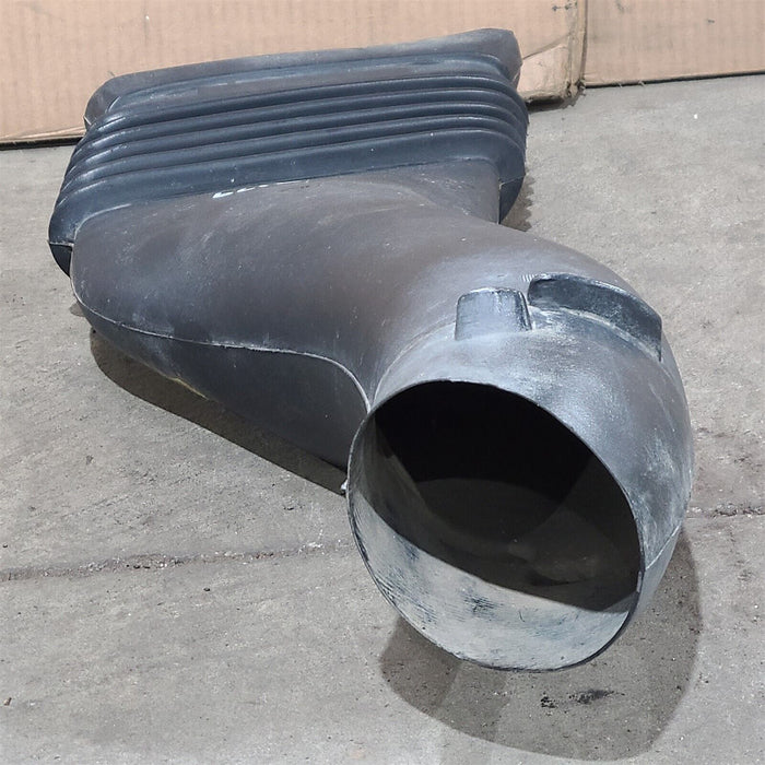 97-04 Corvette C5 Driver Front Brake Air Cooling Duct 10295976 Aa7179