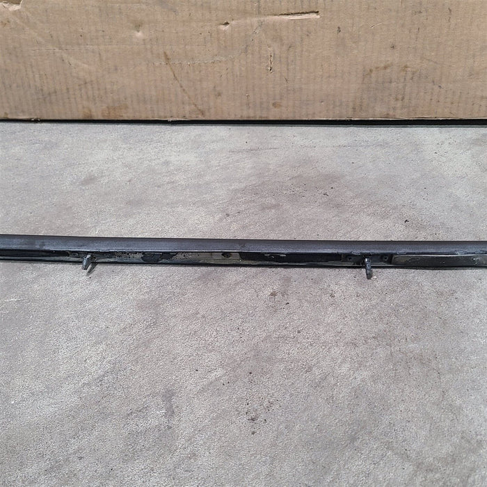 84-90 Corvette C4 Passenger Body Side Door Molding Rh AA7204