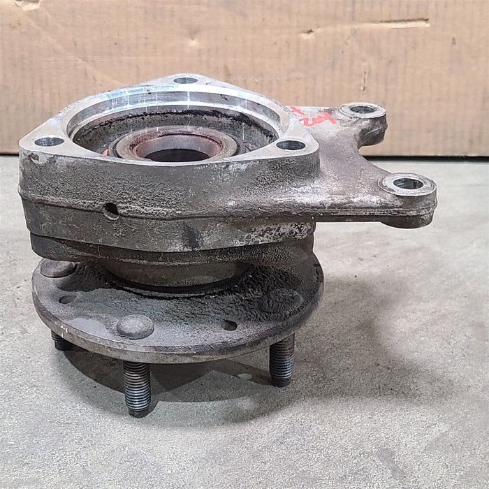 88-90 Corvette C4 Driver Rear Hub Lh AA7204