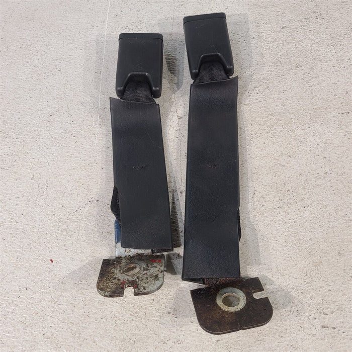 94-98 Mustang Rear Seat Belt Buckles Latches Pair Aa7236