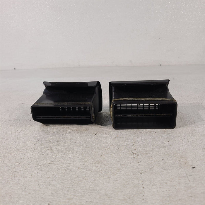 94-98 Mustang Dash Vents Lh Rh Pair Black Color Aa7261