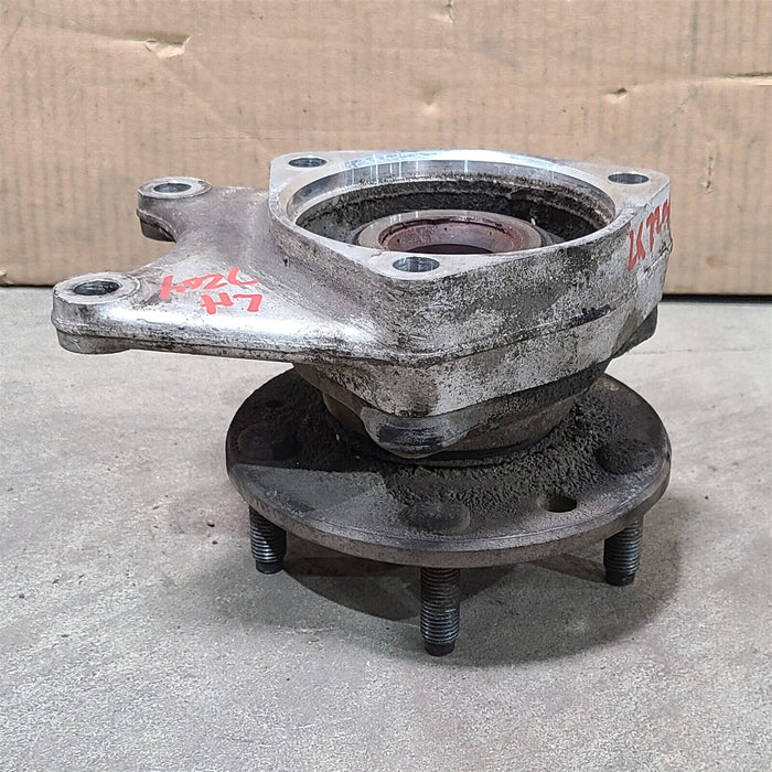 88-90 Corvette C4 Driver Rear Hub Lh AA7204