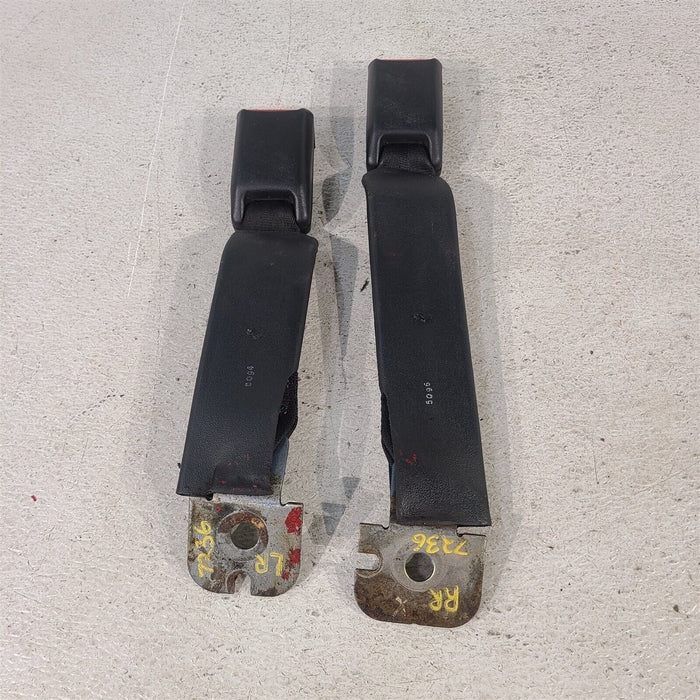 94-98 Mustang Rear Seat Belt Buckles Latches Pair Aa7236