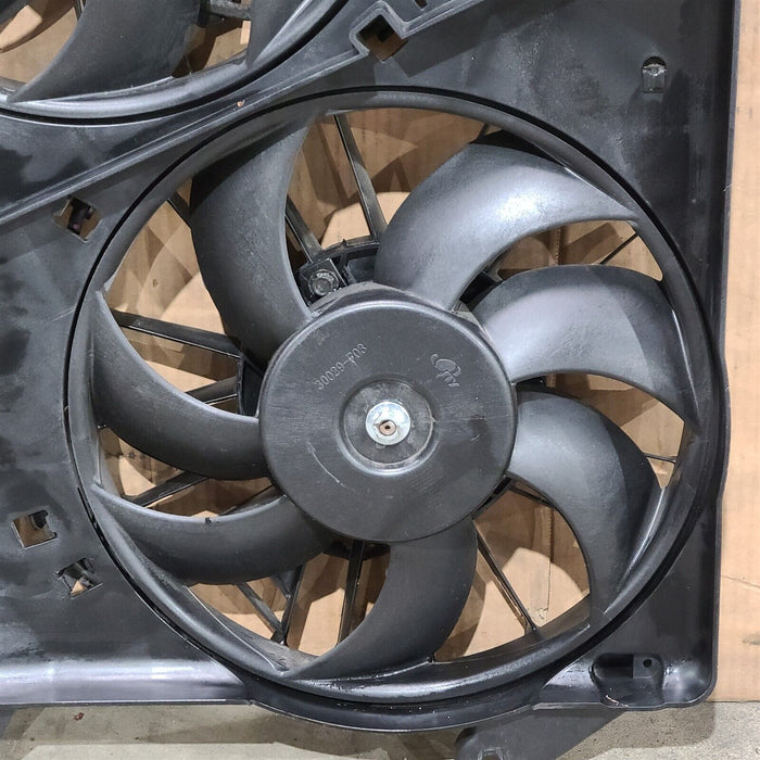 06-07 Dodge Challenger Srt8 6.1L Engine Cooling Fans Dual Fan Hemi Aa7229