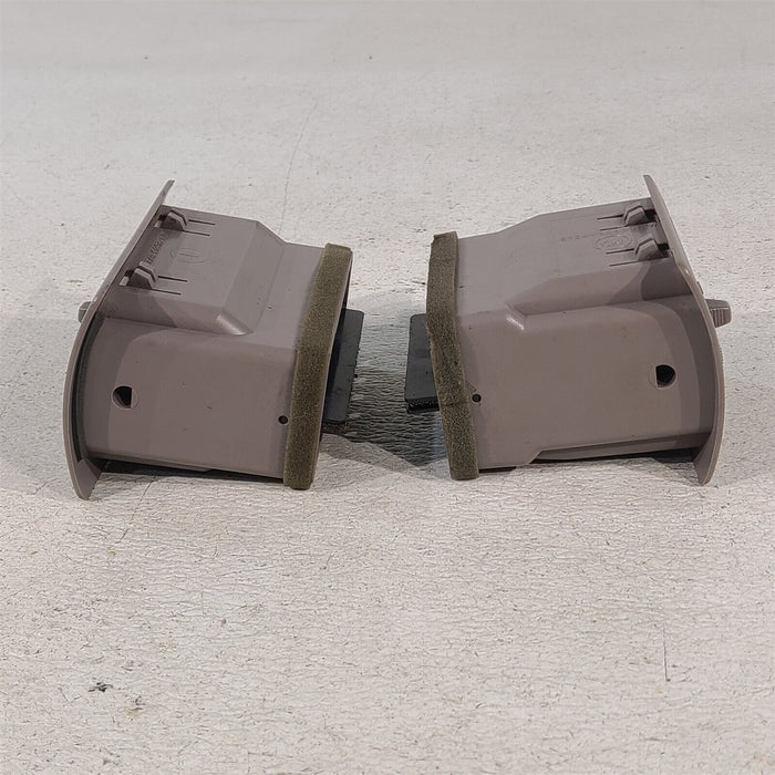 87-93 Mustang Dash Vents Lh Rh Pair Aa7260