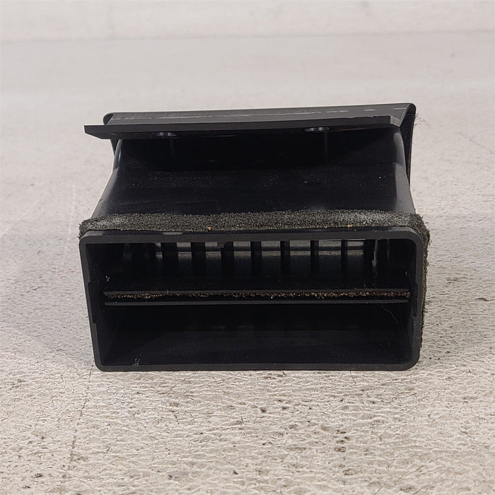 94-98 Mustang Gt Passenger Dash Vent Rh Aa7236