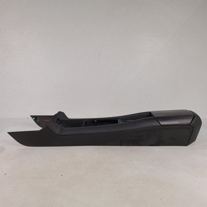 10-15 Camaro Ss Center Console Housing Lid Arm Rest Housing Aa7238