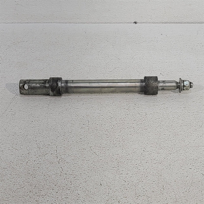 2003 Harley Electra Glide Classic Front Axle Pin Bolt PS1088