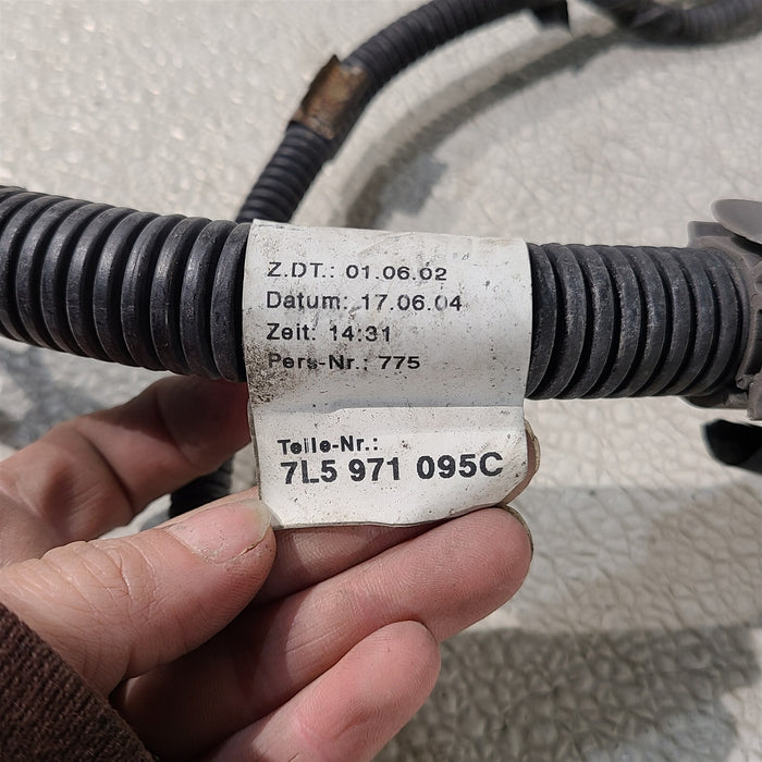 47230018