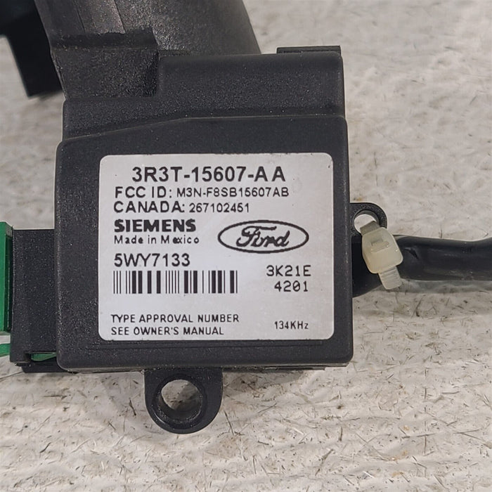 03-04 Mustang Pats Transceiver Ring 3R3T-15607-Aa Oem Aa7234