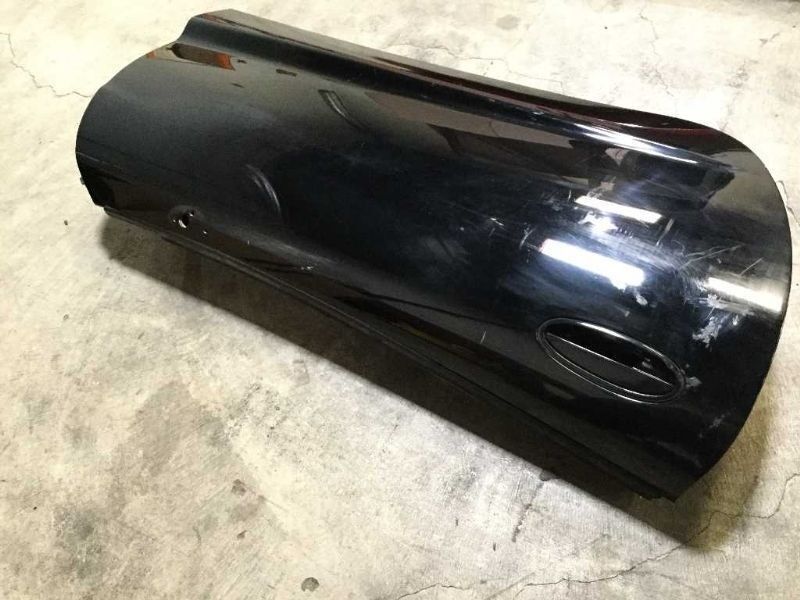 97-04 CORVETTE C5 RIGHT DOOR COMPLETE WITH GLASS 9417