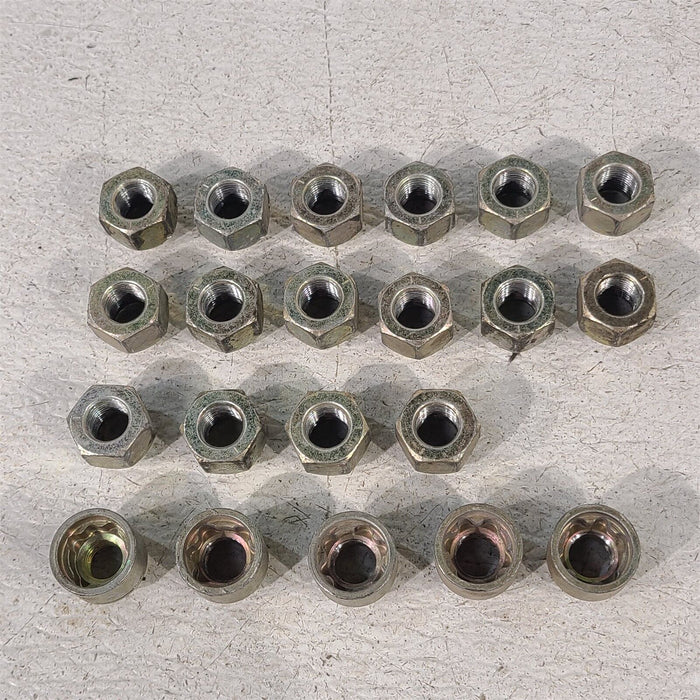 94-04 Mustang Lug Nut With Wheel Locks Set Nuts AA7218