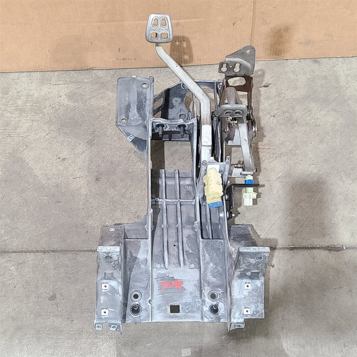 97-04 Corvette C5 Clutch Brake Pedal Assembly With Bracket Manual Trans Aa7244