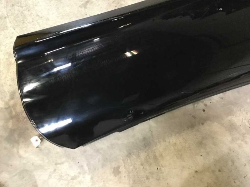 97-04 CORVETTE C5 RIGHT DOOR COMPLETE WITH GLASS 9393