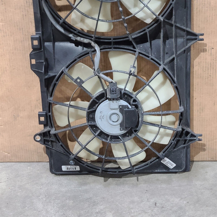 12-15 Camaro Ss Radiator Cooling Dual Fan Fans 6.2L Aa7163