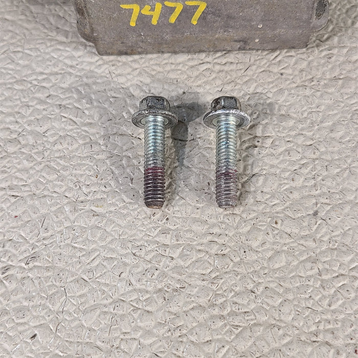 47100772