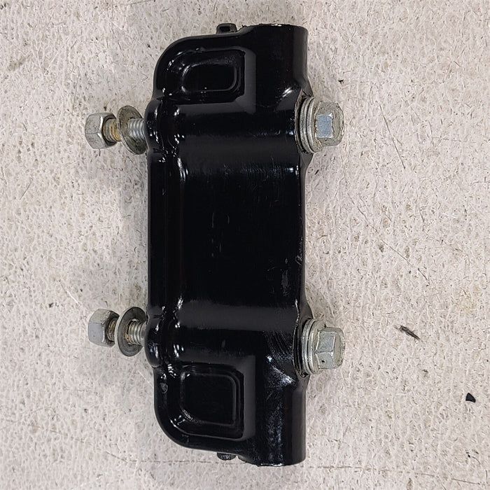 2016 Harley Road Glide Special Lower Engine Mount Stand Bracket Ps1092