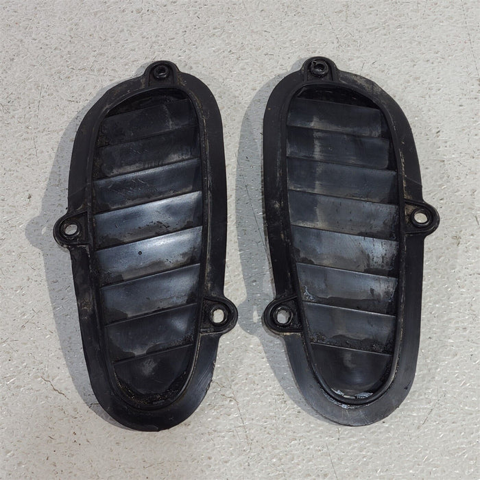 94-95 Mustang Cobra Quarter Panel Scoops Vents Brake Cooling Ducts Aa7130