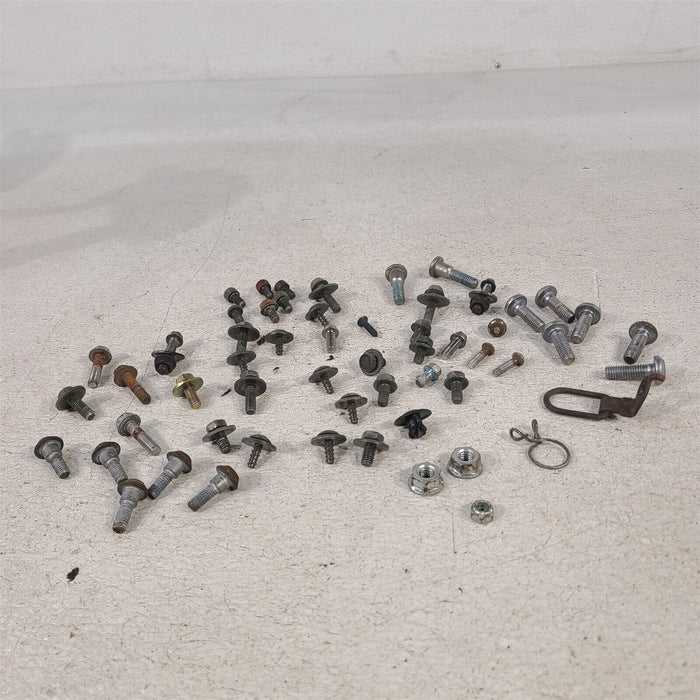 2000 Yamaha YZF R6 Miscellaneous Hardware Screws Bolts Ps1095