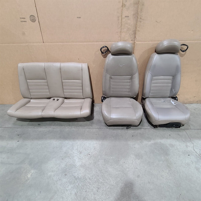 99-04 Mustang Gt Seats Front Rear Set Convertible Aa7205