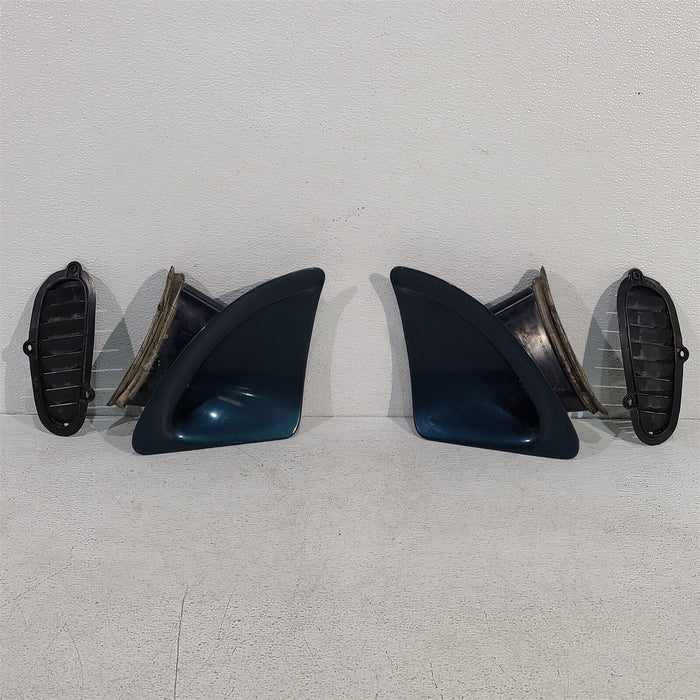 94-95 Mustang Cobra Quarter Panel Scoops Vents Brake Cooling Ducts Aa7130