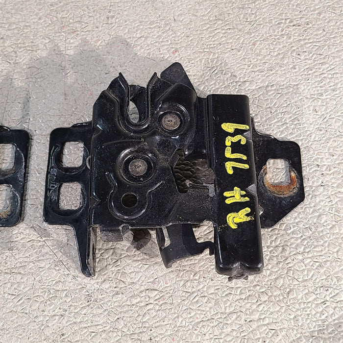 47864023