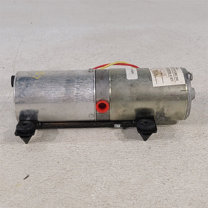 94-04 Mustang Convertible Soft Top Pump Lift Motor Tested Working Aa7237