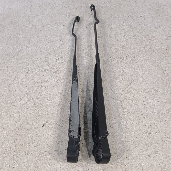 99-04 Ford Mustang Gt Cobra Windshield Wiper Arms Aa7247