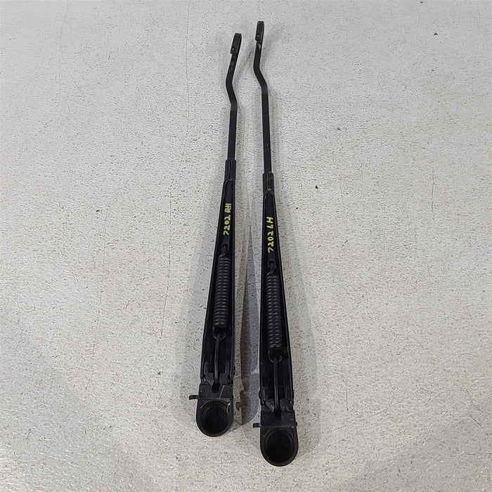 94-98 Mustang Gt Windshield Wiper Arms Lh Rh Set AA7202