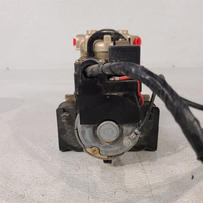 1989 Corvette C4 Bosch Abs Ebcm Antilock Brake Control Pump Module AA7204