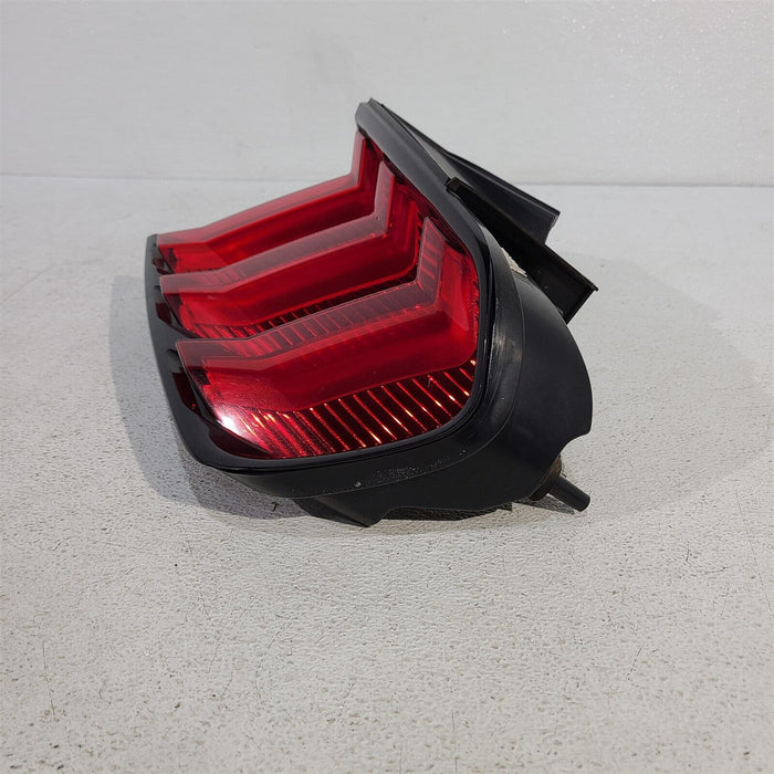 15-17 Mustang Gt Passenger Taillight Tal Lamp Rh See Note Aa7161