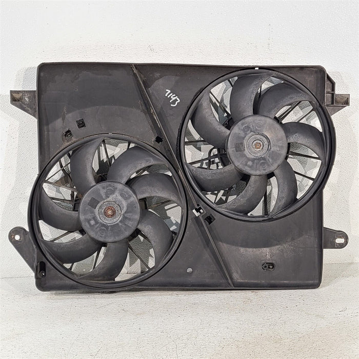 06-07 Dodge Challenger Srt8 6.1L Engine Cooling Fans Dual Fan Hemi Aa7143