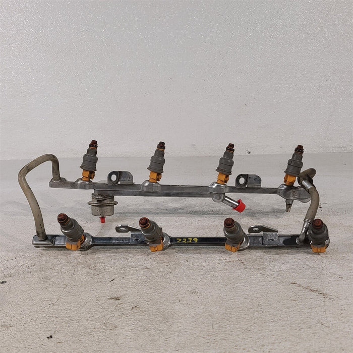 94-95 Mustang Gt 5.0 Fuel Rail With Injectors Aa7239