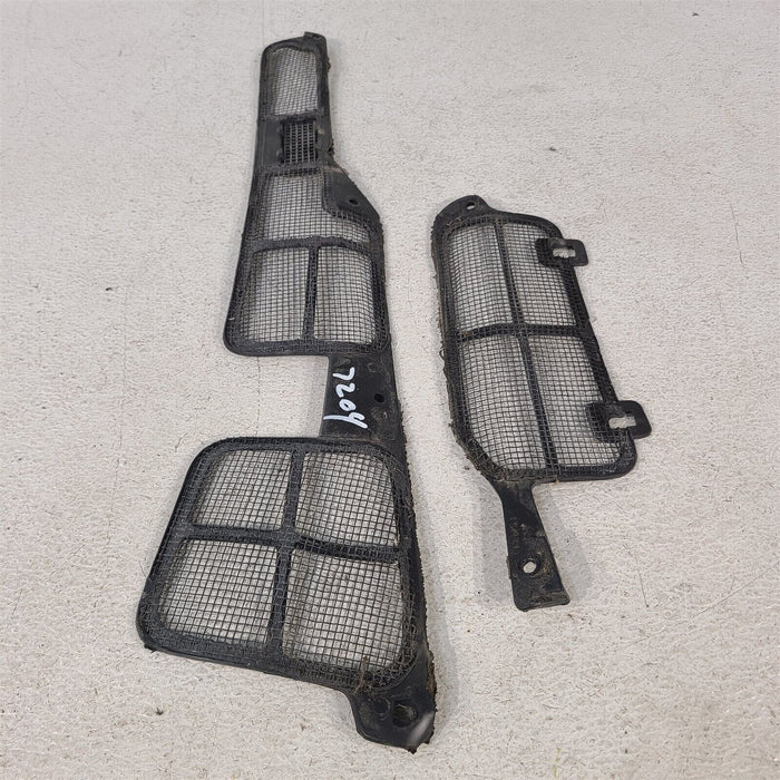 84-96 Corvette C4 Windshield Wiper Cowl Screen Set AA7204