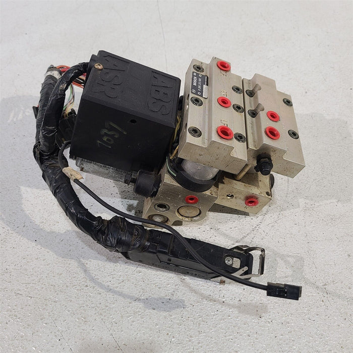 92-94 Corvette C4 Bosh Abs Ebcm Antilock Brake Control Pump Module AA7037