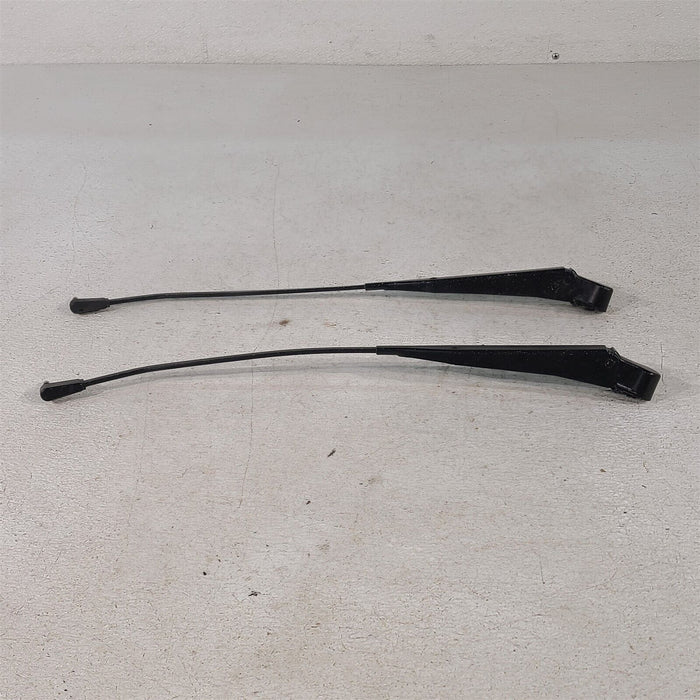 87-93 Ford Mustang Windshield Wiper Arms Lh Rh Set Aa7260