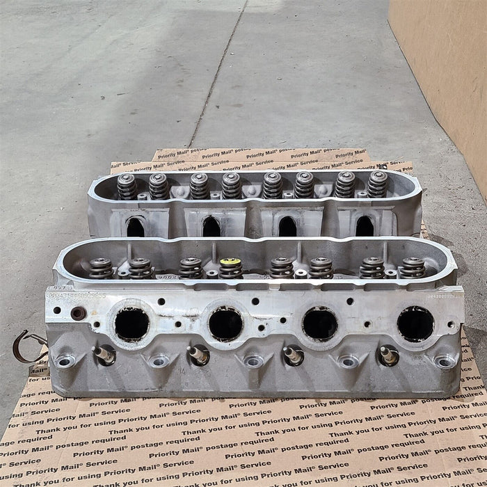 97-04 Corvette C5 LS1 5.7 Cathedral Port Cylinder Head Pair 853 Castings Aa7262