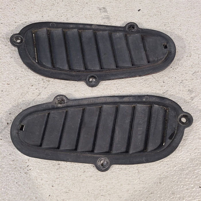 94-95 Mustang Gt Quarter Panel Scoops Vents Brake Cooling Ducts AA7202