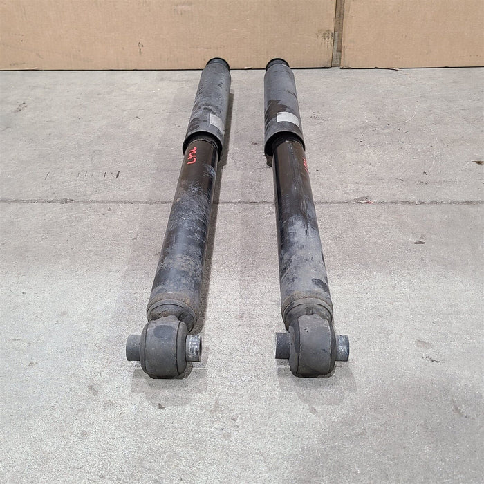 2004 Pontiac GTO Rear Shocks Pair Shock Absorber Set Aa7267