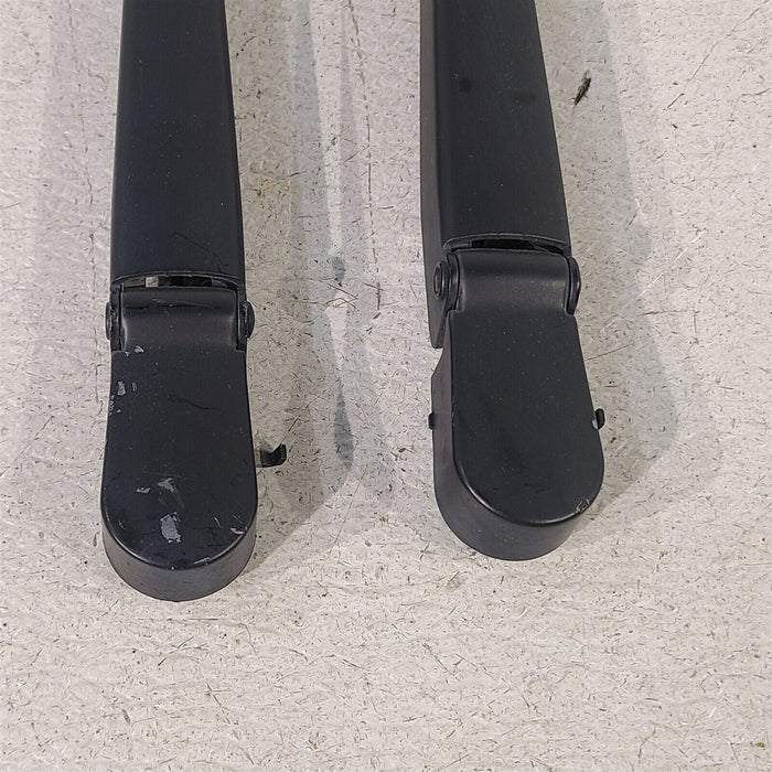 94-98 Ford Mustang Gt Windshield Wiper Arms Lh Rh Set Aa7210