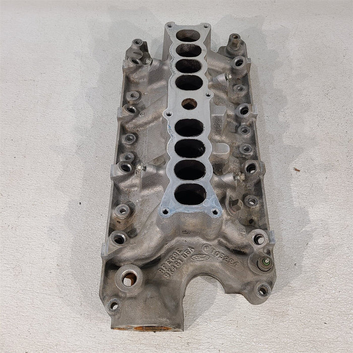 94-95 Ford Mustang 5.0L Upper & lower Intake Manifold Aa7239