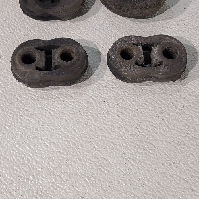 47053185