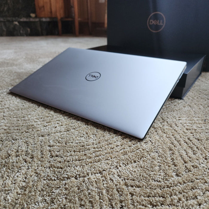 Dell XPS 15 9520 15.6" (1TB SSD, Intel Core i9-12900HK, 32GB RAM, NVIDIA GeForce