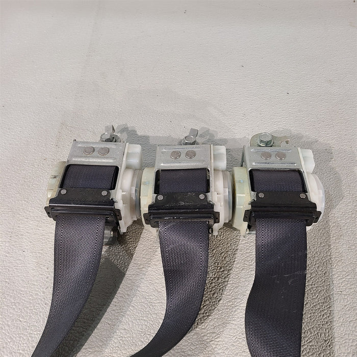 47053195