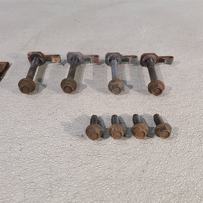 47826092